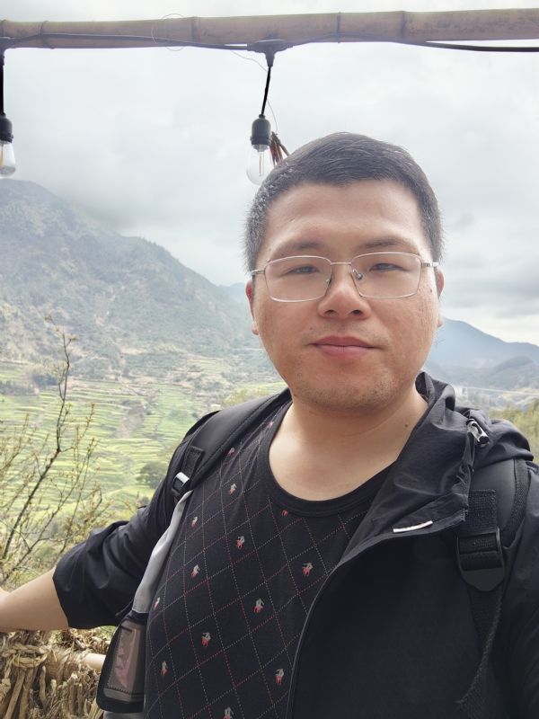 青山的第三张照片--成都相亲服务中心