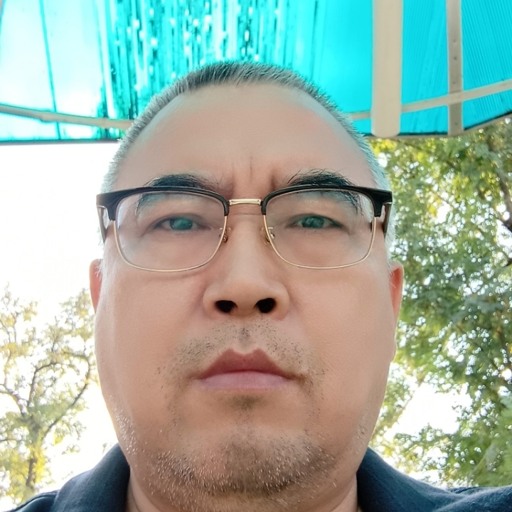绿萝的第一张照片--成都相亲服务中心