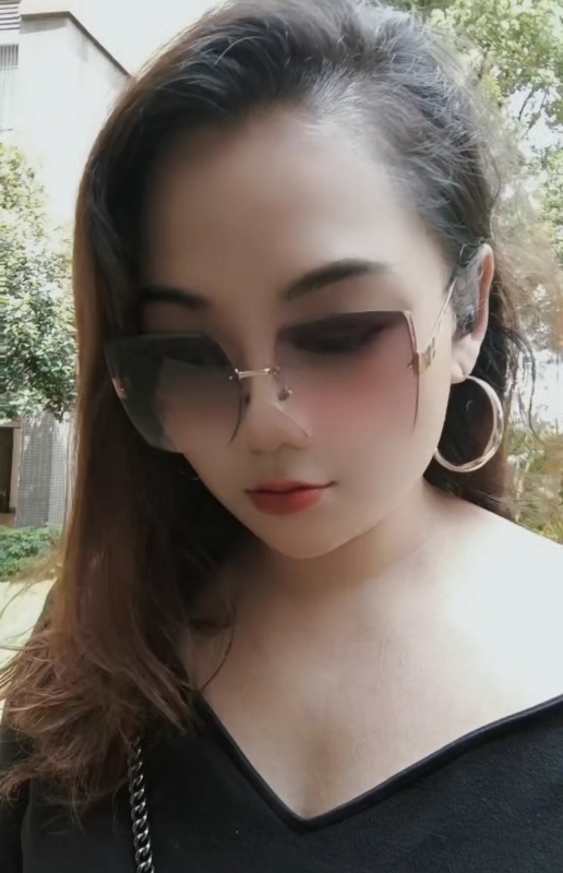 往事如烟的第一张照片--成都相亲服务中心