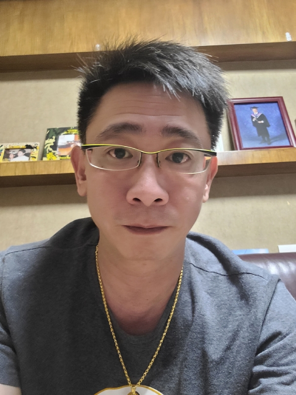 Kam的第一张照片--成都相亲服务中心