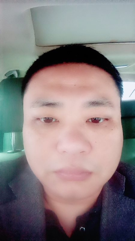 向日葵的第一张照片--成都相亲服务中心