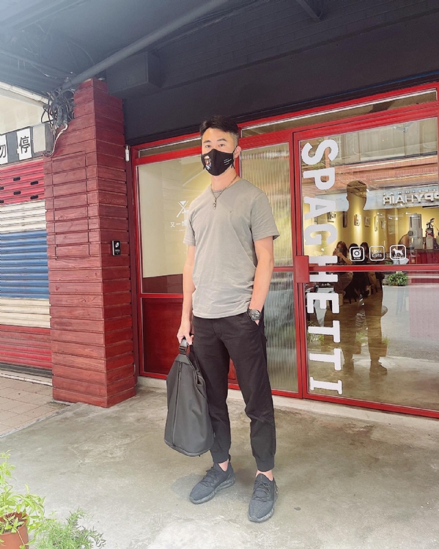 酒商安迪的第一张照片--成都相亲服务中心