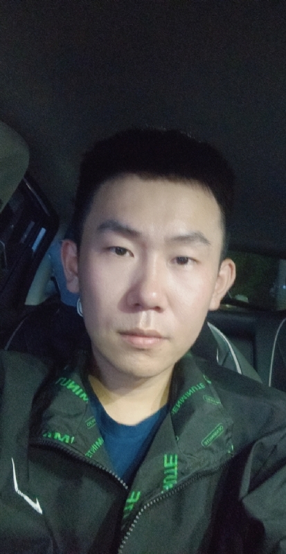 想结婚的小李的第一张照片--成都相亲服务中心