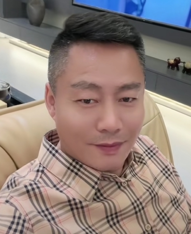 李*军的第三张照片--成都相亲服务中心