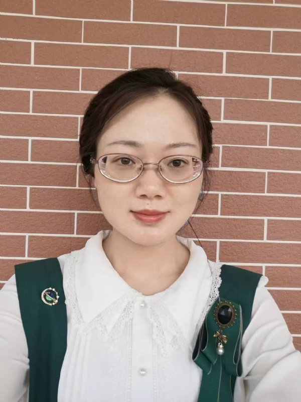 Lily的第二张照片--成都相亲服务中心