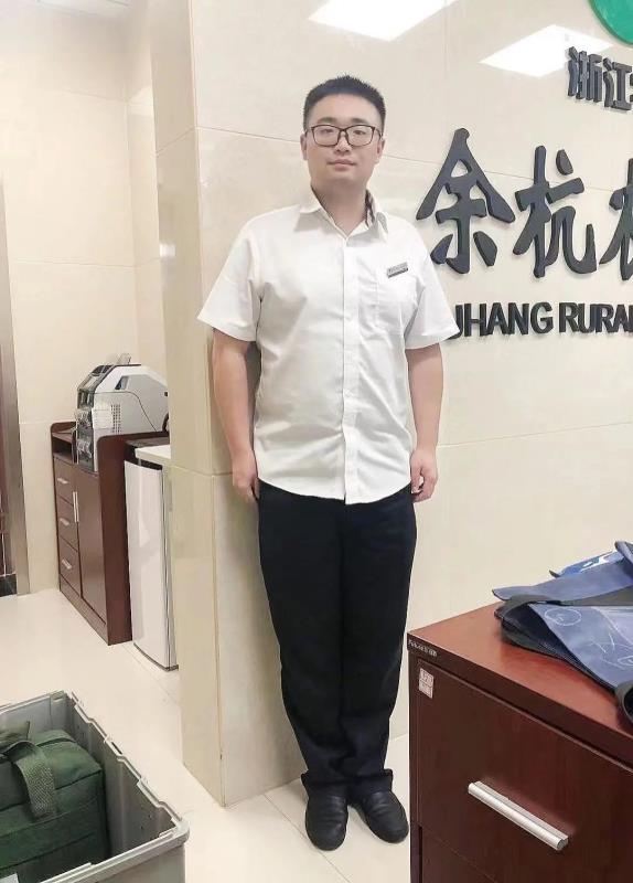 君临天下的第二张照片--成都相亲服务中心