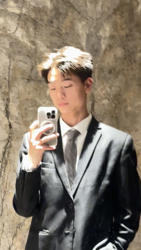 李欣航的第一张照片--成都相亲服务中心