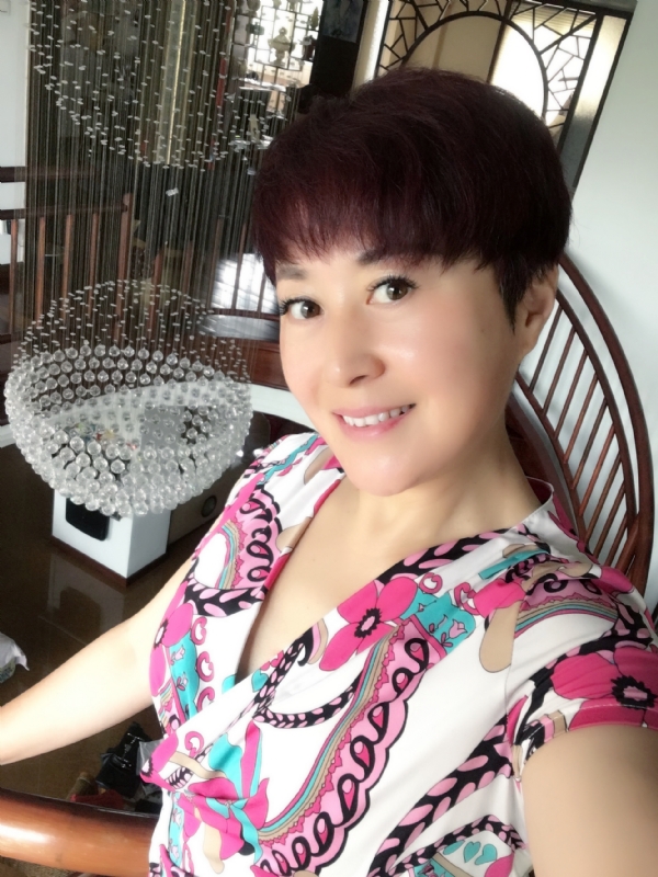 Amy的第一张照片--成都相亲服务中心