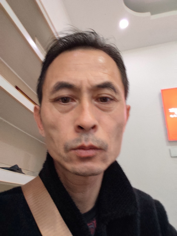 清晨阳光的第一张照片--成都相亲服务中心