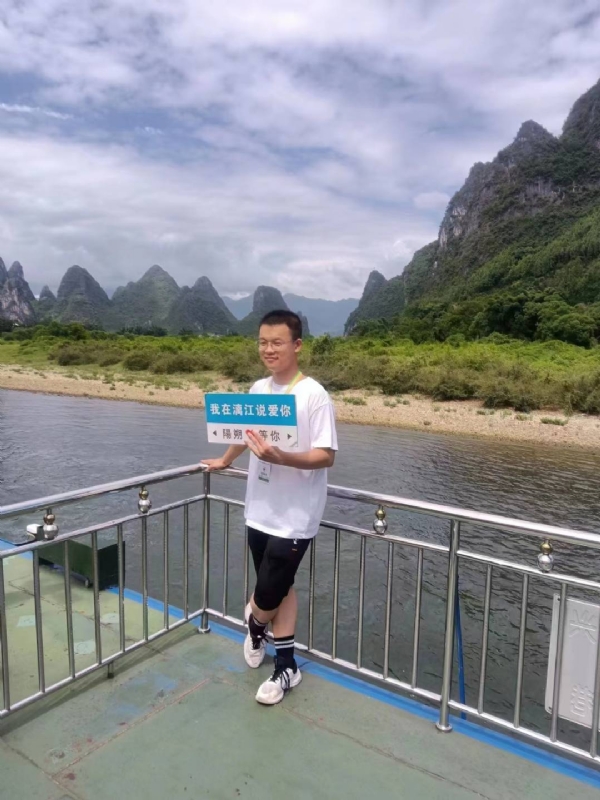 决胜时刻的第一张照片--成都相亲服务中心