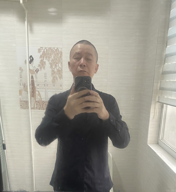 荣哥的第一张照片--成都相亲服务中心