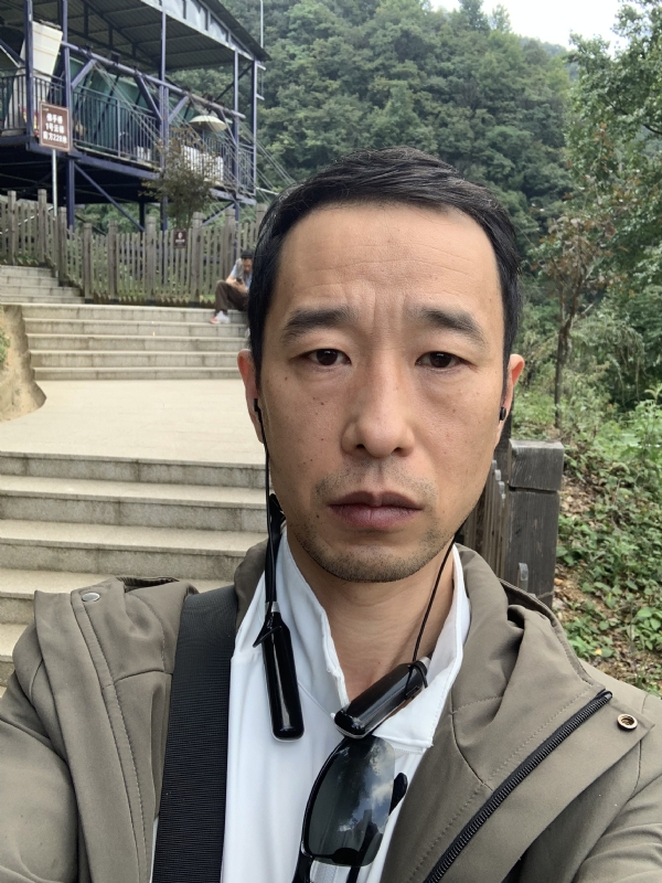 小林的第二张照片--成都相亲服务中心
