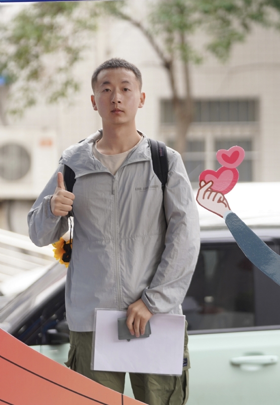 当下的第一张照片--成都相亲服务中心
