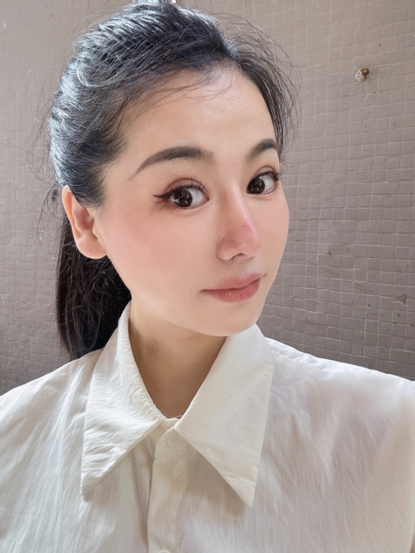 金莉的第二张照片--成都相亲服务中心