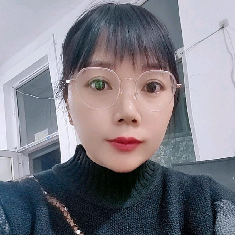 贺茂芳的第一张照片--成都相亲服务中心