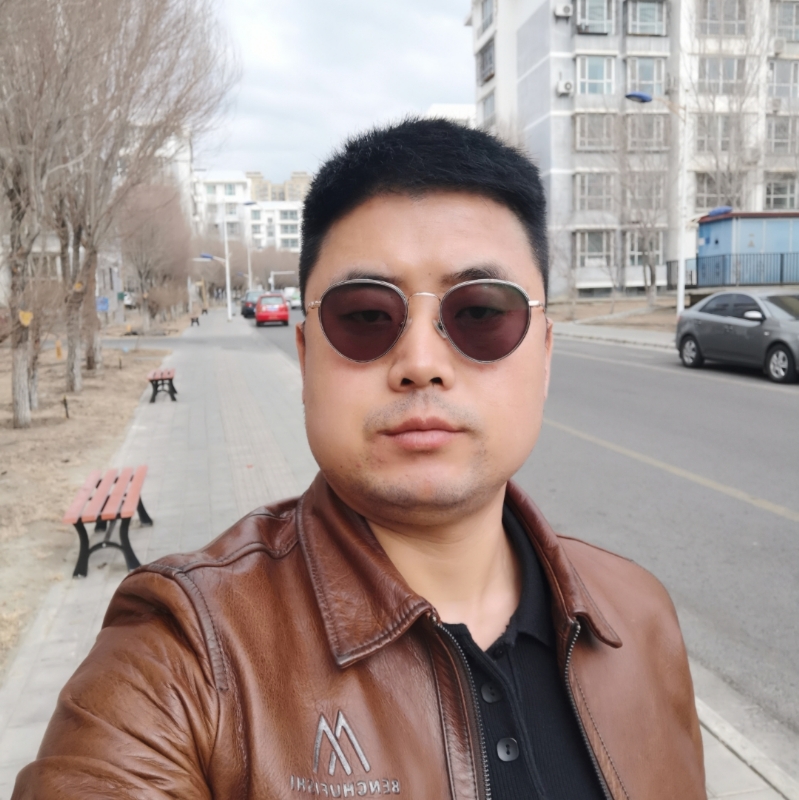 月下听风的第一张照片--成都相亲服务中心