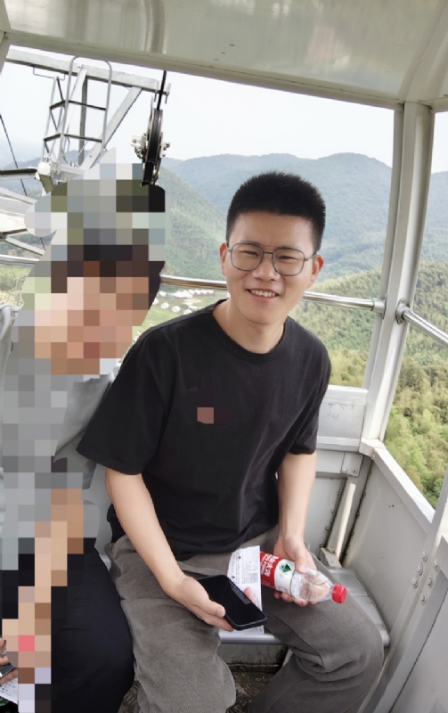 奔奔笨笨的第一张照片--成都相亲服务中心