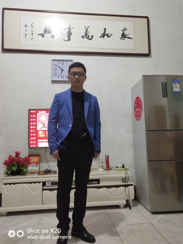 孤独的狼的第一张照片--成都相亲服务中心