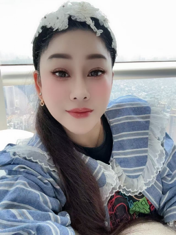 萱草沐晴的第一张照片--成都相亲服务中心