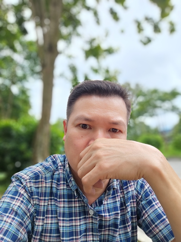 余生有你陪伴的第一张照片--成都相亲服务中心