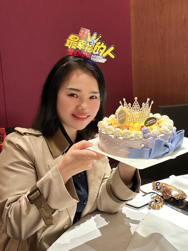 Apple的第一张照片--成都相亲服务中心