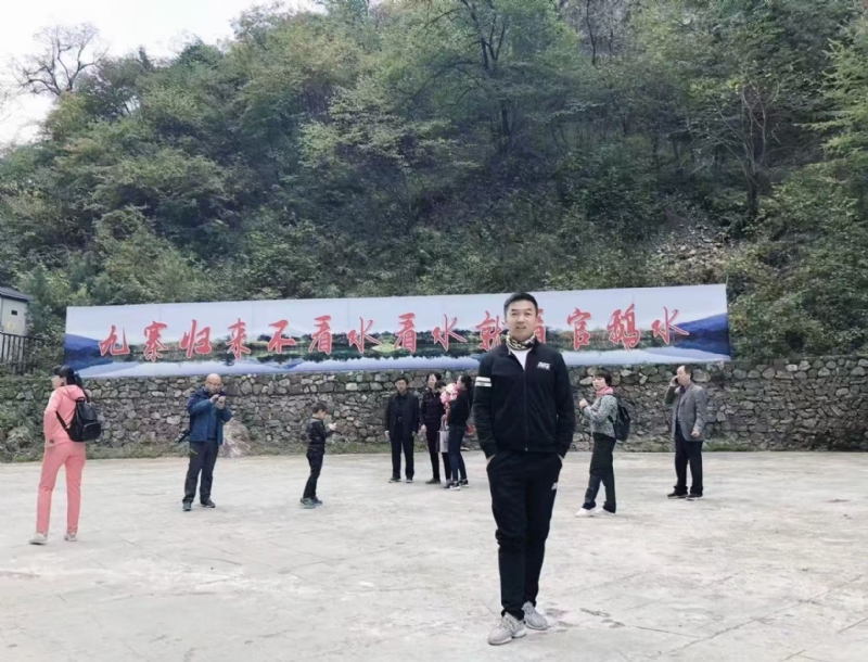 牵手的第一张照片--成都相亲服务中心