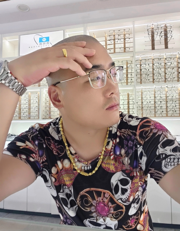 一生诺言的第一张照片--成都相亲服务中心