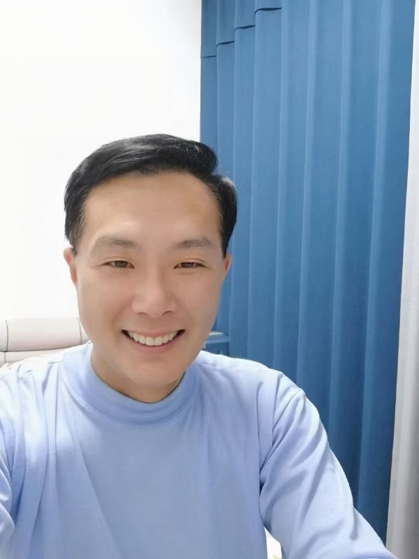 枫叶的第三张照片--成都相亲服务中心