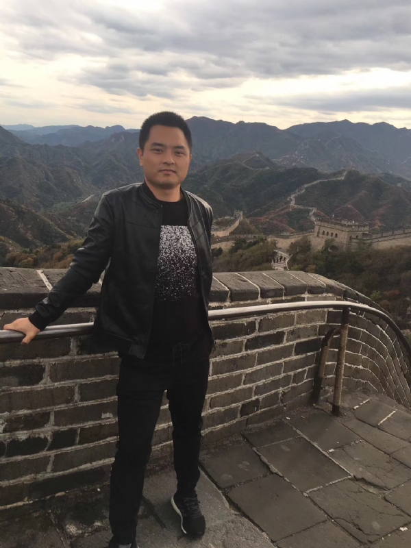 海阔天空的第一张照片--成都相亲服务中心