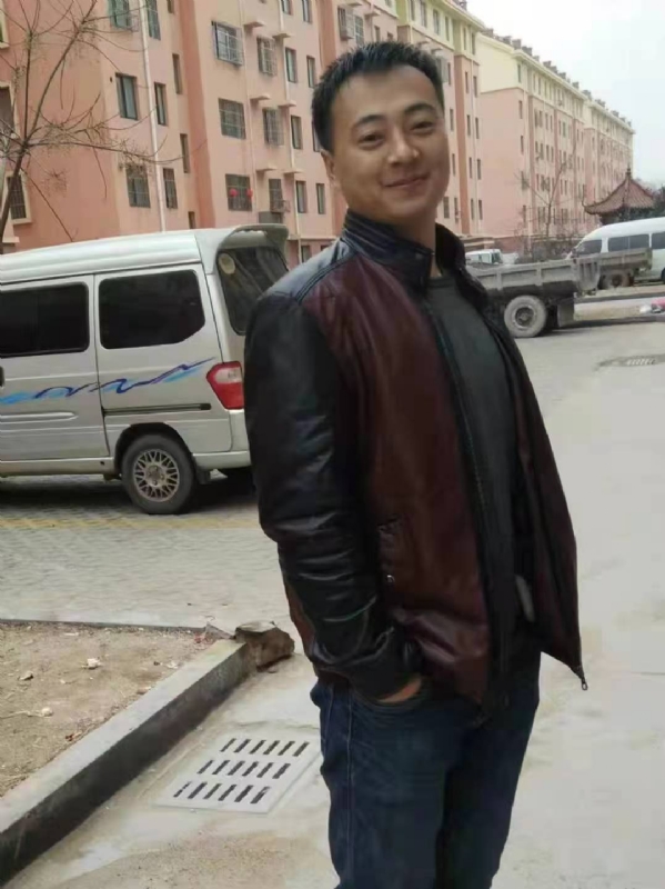 云淡风轻的第一张照片--成都相亲服务中心