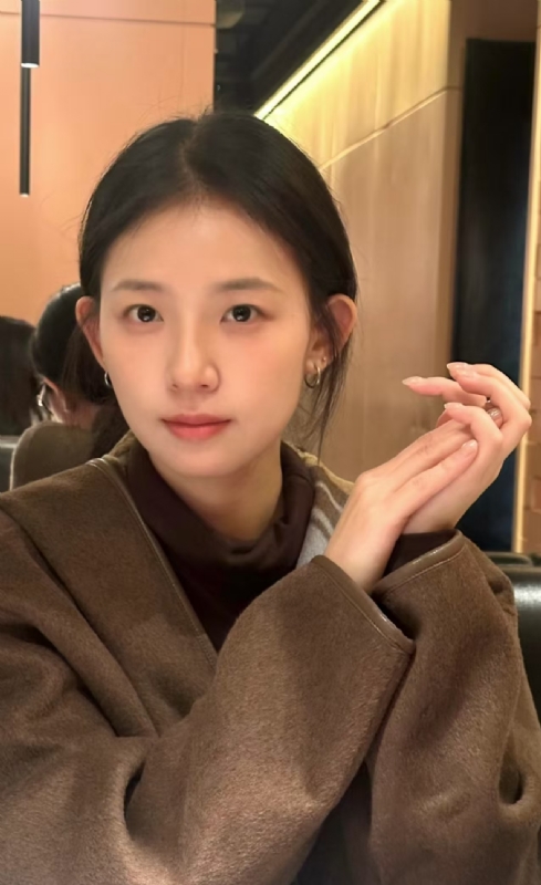 小曼的第一张照片--成都相亲服务中心