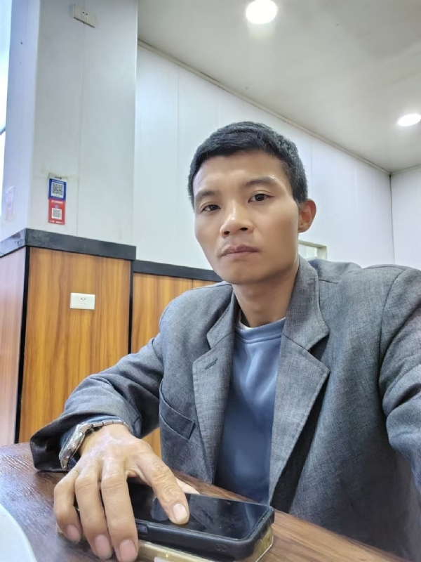 运满乾坤的第一张照片--成都相亲服务中心