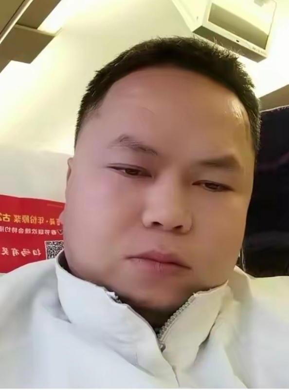 邂逅另一半的第一张照片--成都相亲服务中心