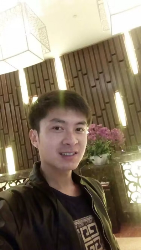 蓝锋的第二张照片--成都相亲服务中心