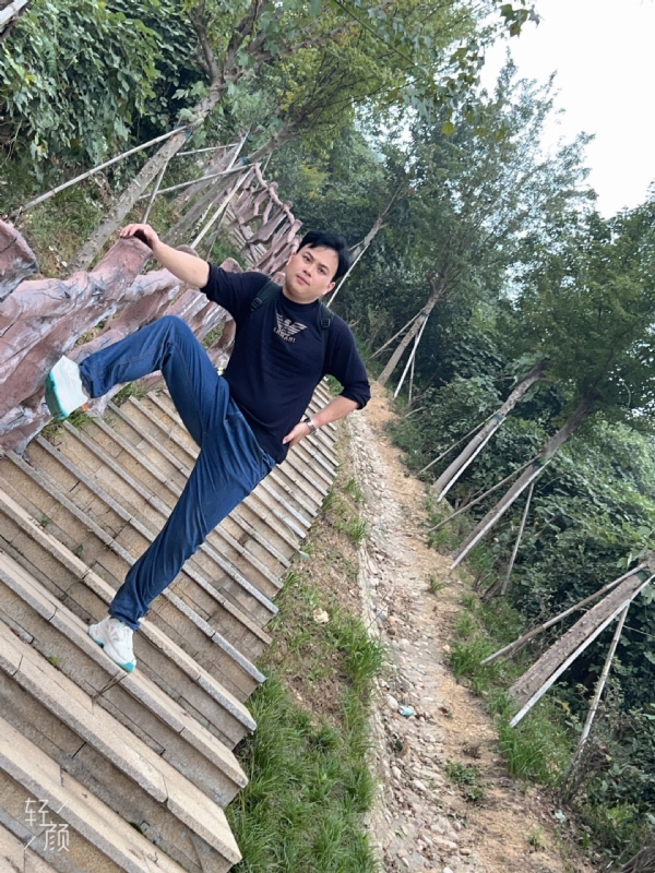 择一人白头偕老的第二张照片--成都相亲服务中心