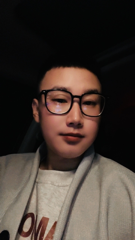 FIyFIy的第一张照片--成都相亲服务中心