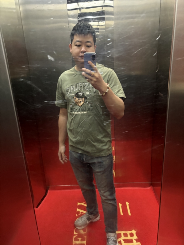 小张的第一张照片--成都相亲服务中心