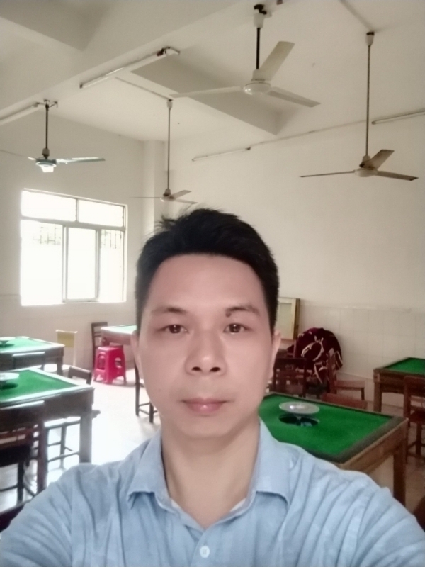 笑对人生的第一张照片--成都相亲服务中心