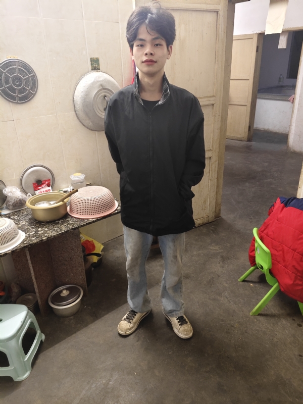 铭泽的第一张照片--成都相亲服务中心