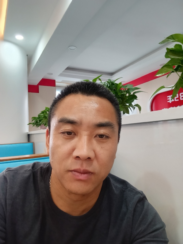 太阳的第三张照片--成都相亲服务中心