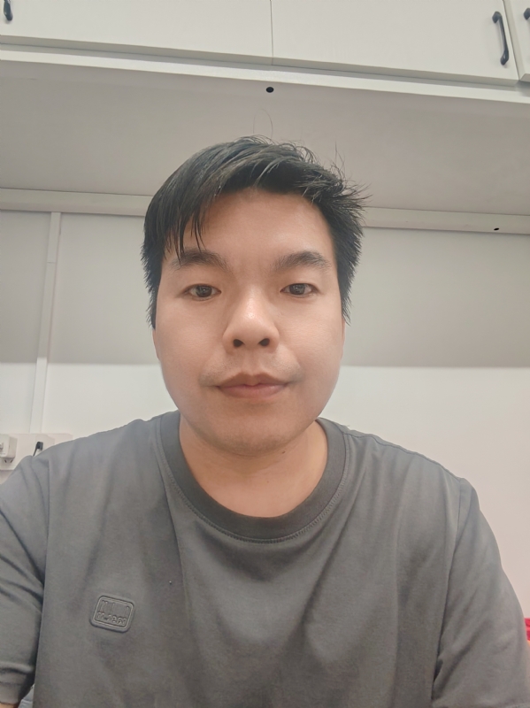 老张的第一张照片--成都相亲服务中心