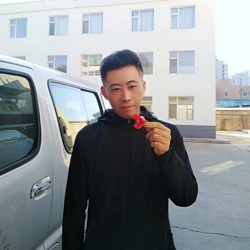 李信的第二张照片--成都相亲服务中心