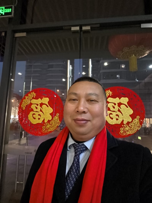 半百悟红尘的第一张照片--成都相亲服务中心