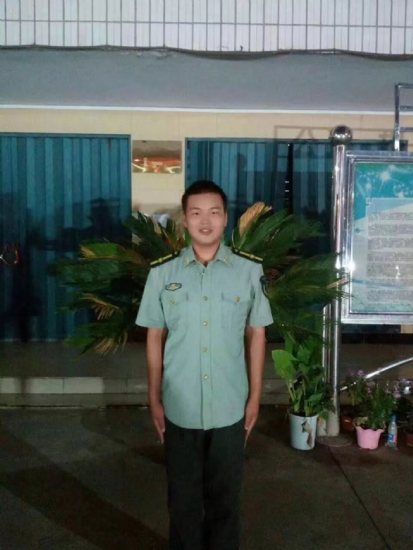 程程的第一张照片--成都相亲服务中心