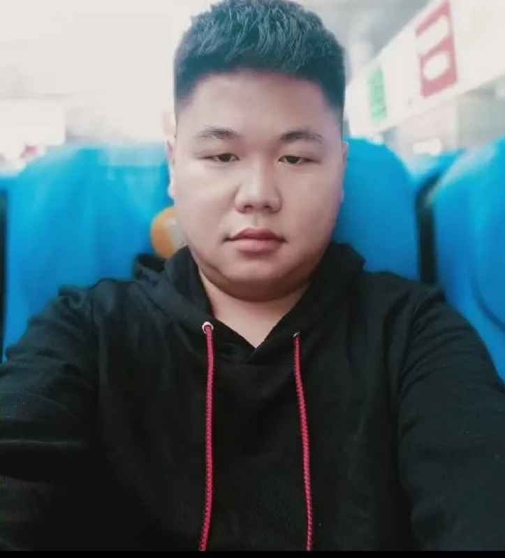 黄斌的第二张照片--成都相亲服务中心