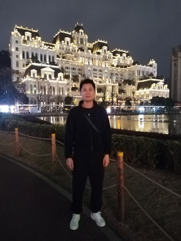 另一半的她的第三张照片--成都相亲服务中心