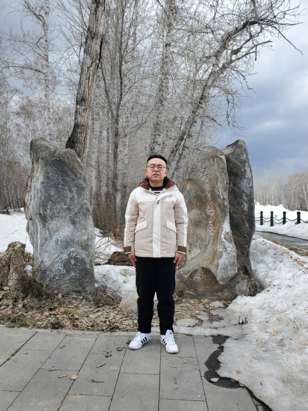 痴心绝对的第二张照片--成都相亲服务中心