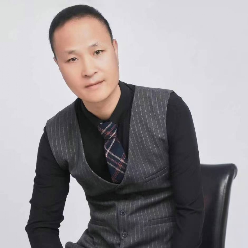 子昂的第二张照片--成都相亲服务中心