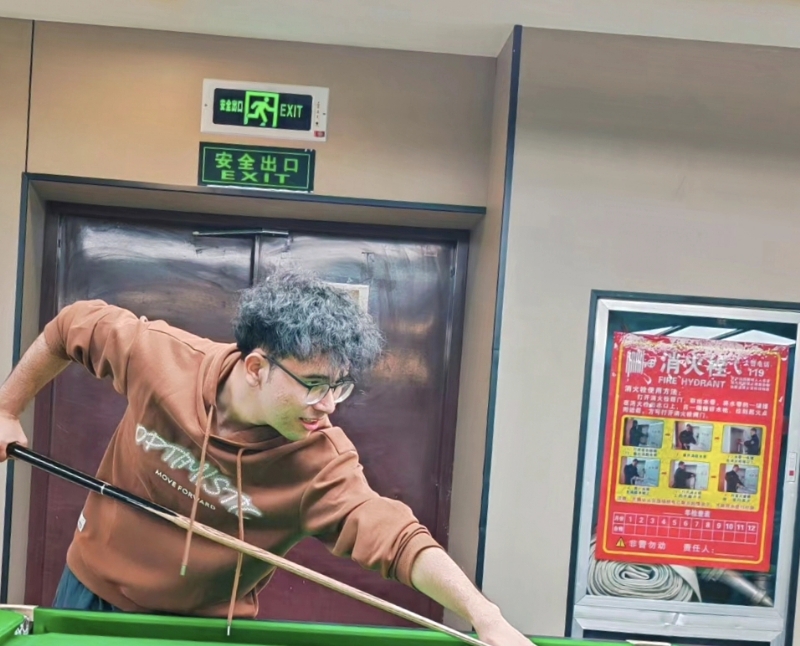 小鬼的第一张照片--成都相亲服务中心