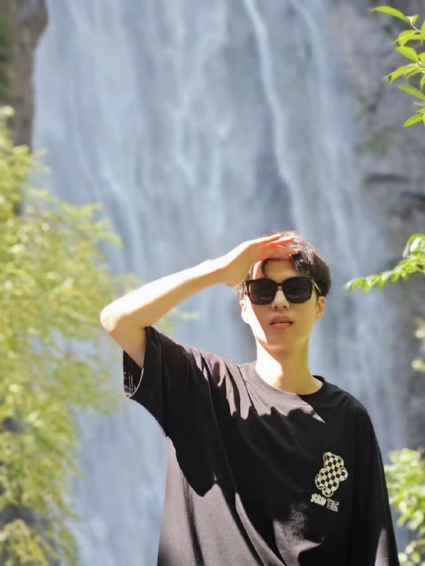 大橙子的第一张照片--成都相亲服务中心